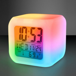 Reloj Despertador Cubo con LED multicolor